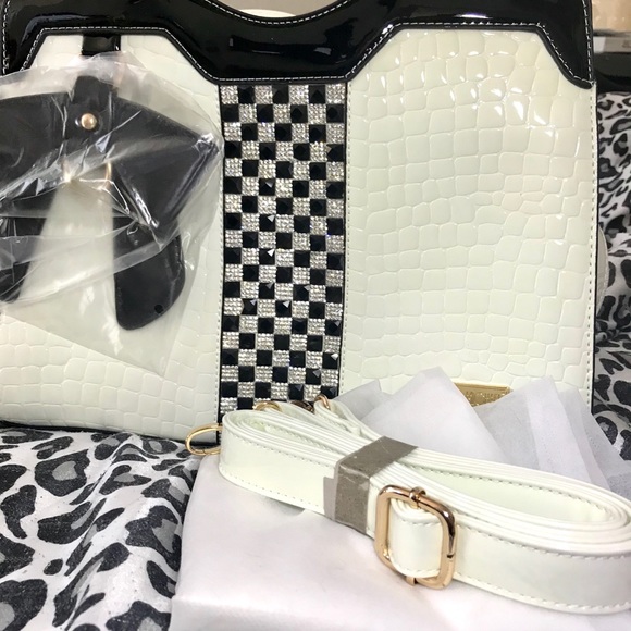 Patent Embossed Rhinestone Handbag - Picture 4 of 8